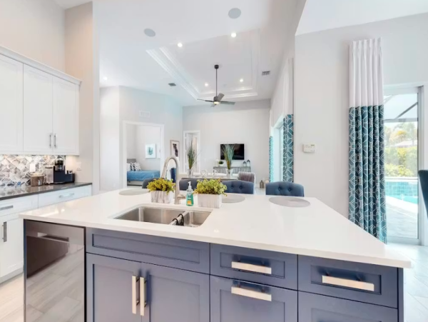 Luxury Island Retreat in Marco Island with Pool & SPA - Perfect Getaway